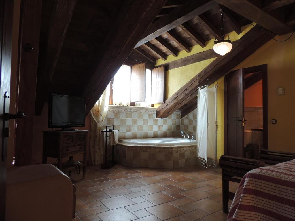 El Rincon De Las Hoces Del Duraton Burgomillodo Room photo