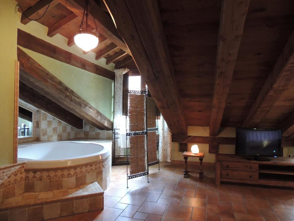 El Rincon De Las Hoces Del Duraton Burgomillodo Room photo